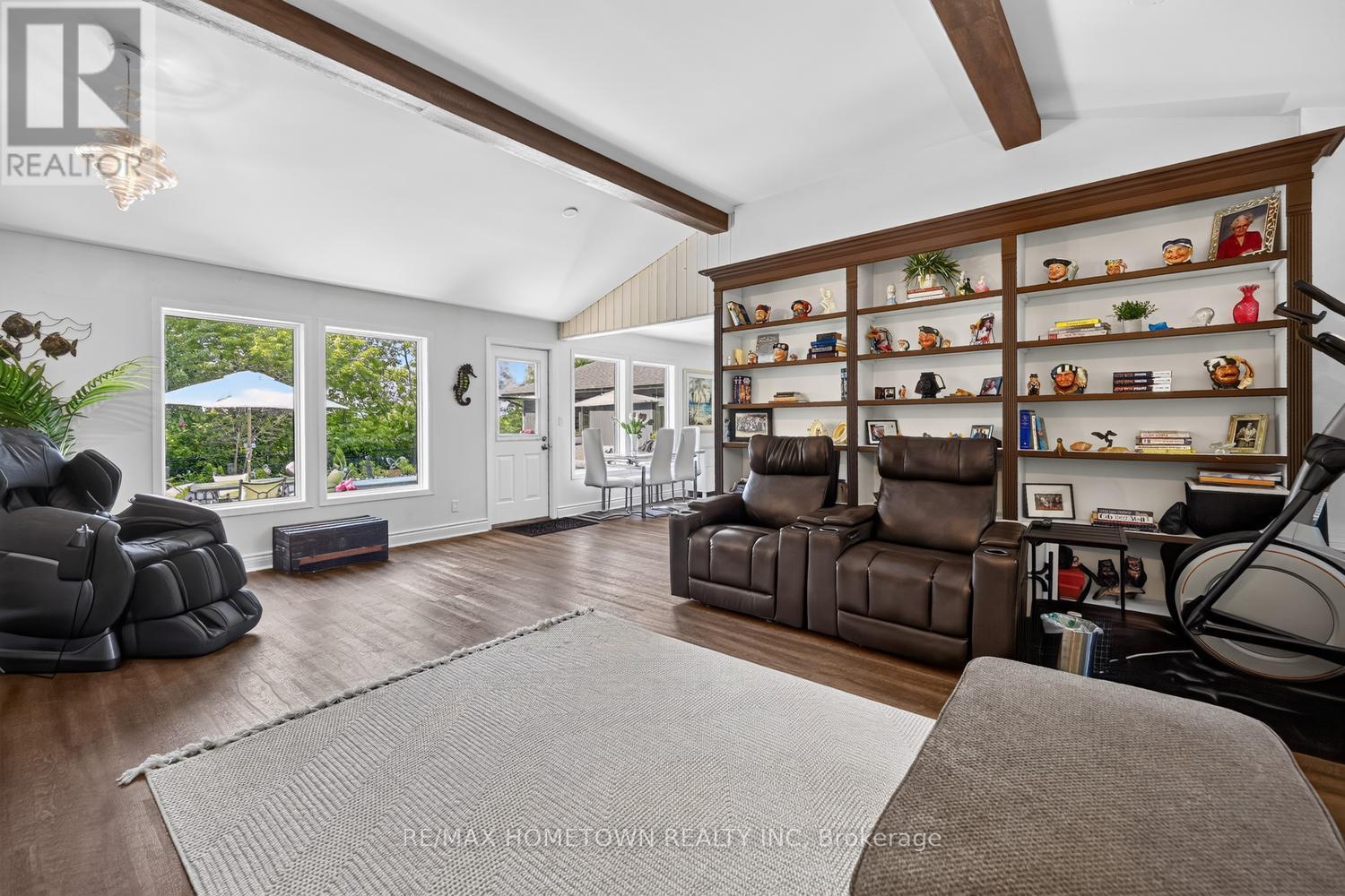 23 PINEVIEW ROAD - 37