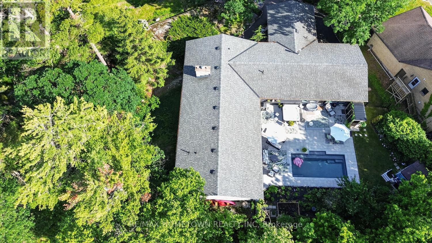 23 PINEVIEW ROAD - 39