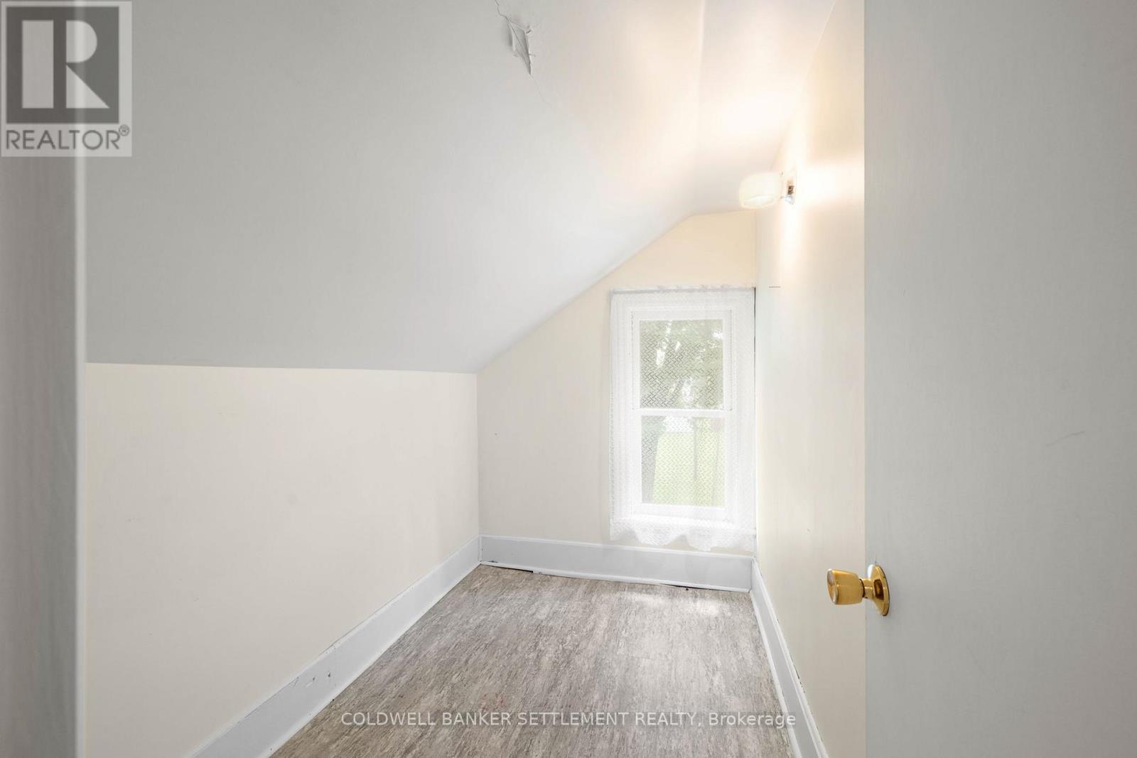 House for Rent in Ottawa – 119 DRUMMOND STREET E, Ottawa – By Peter Sagos - Image 34