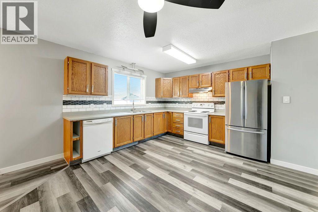 5104 54A Street - 10