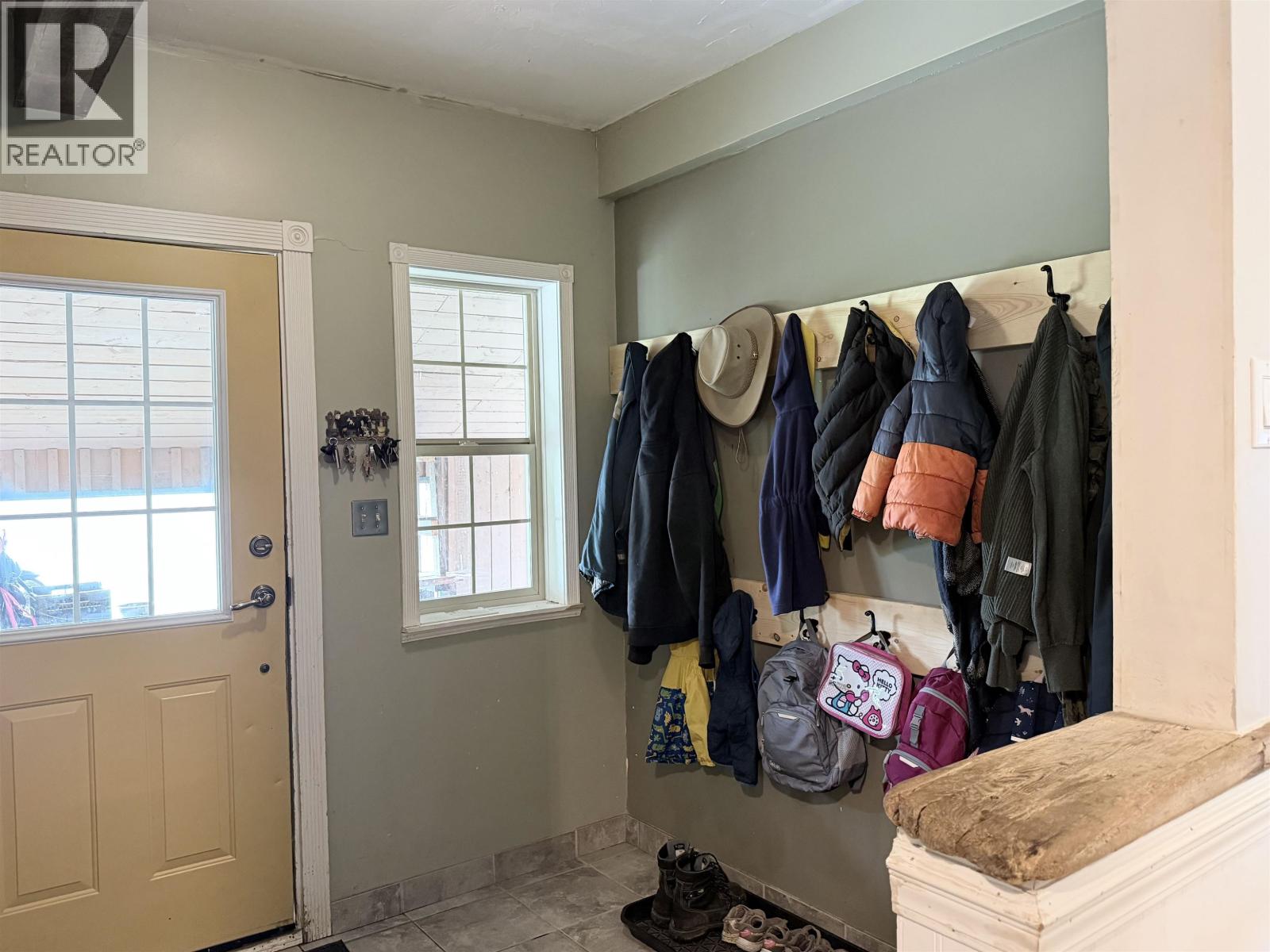 8849 AIRPORT ROAD - 12