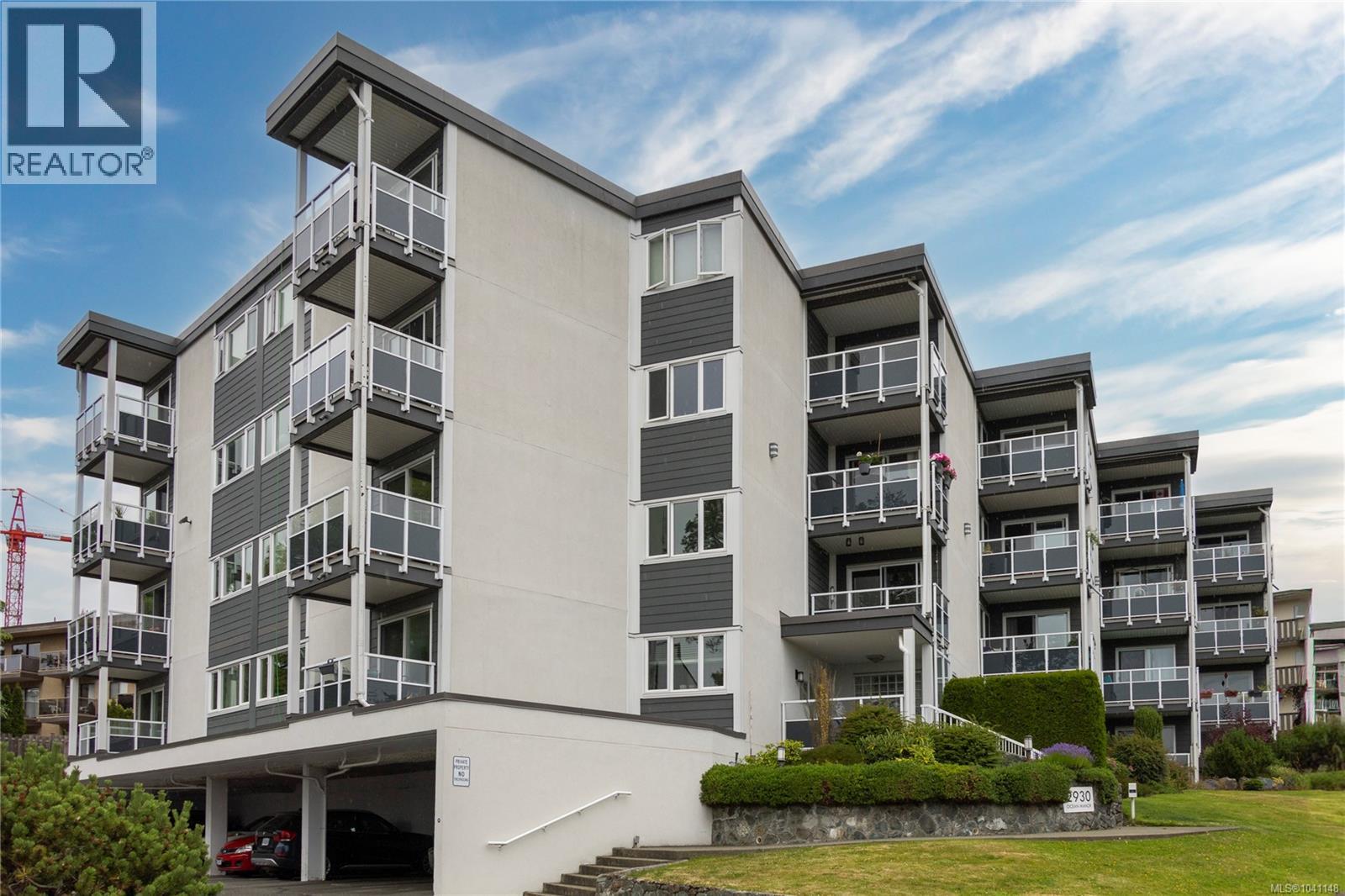 #232 2930 Washington Ave - 1