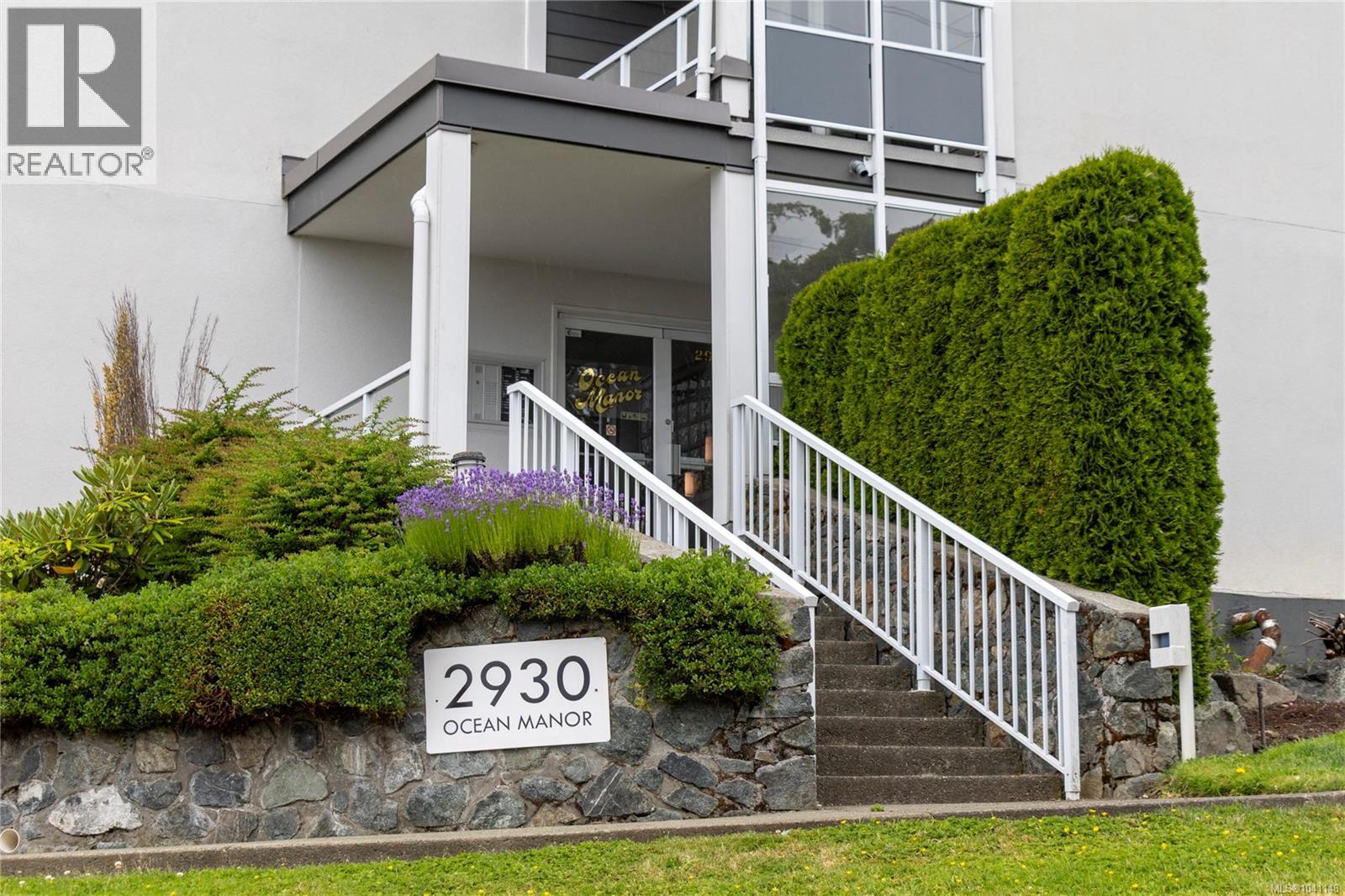 #232 2930 Washington Ave - 2