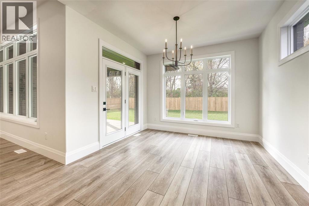 184 SANDPIPER DRIVE - 11