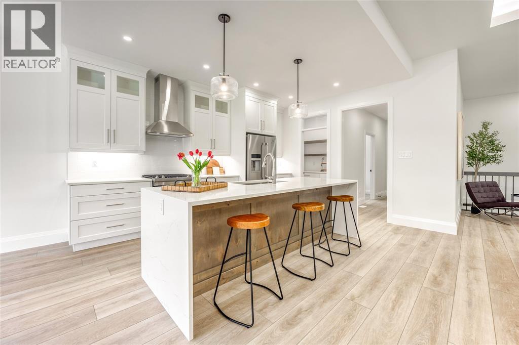 184 SANDPIPER DRIVE - 8