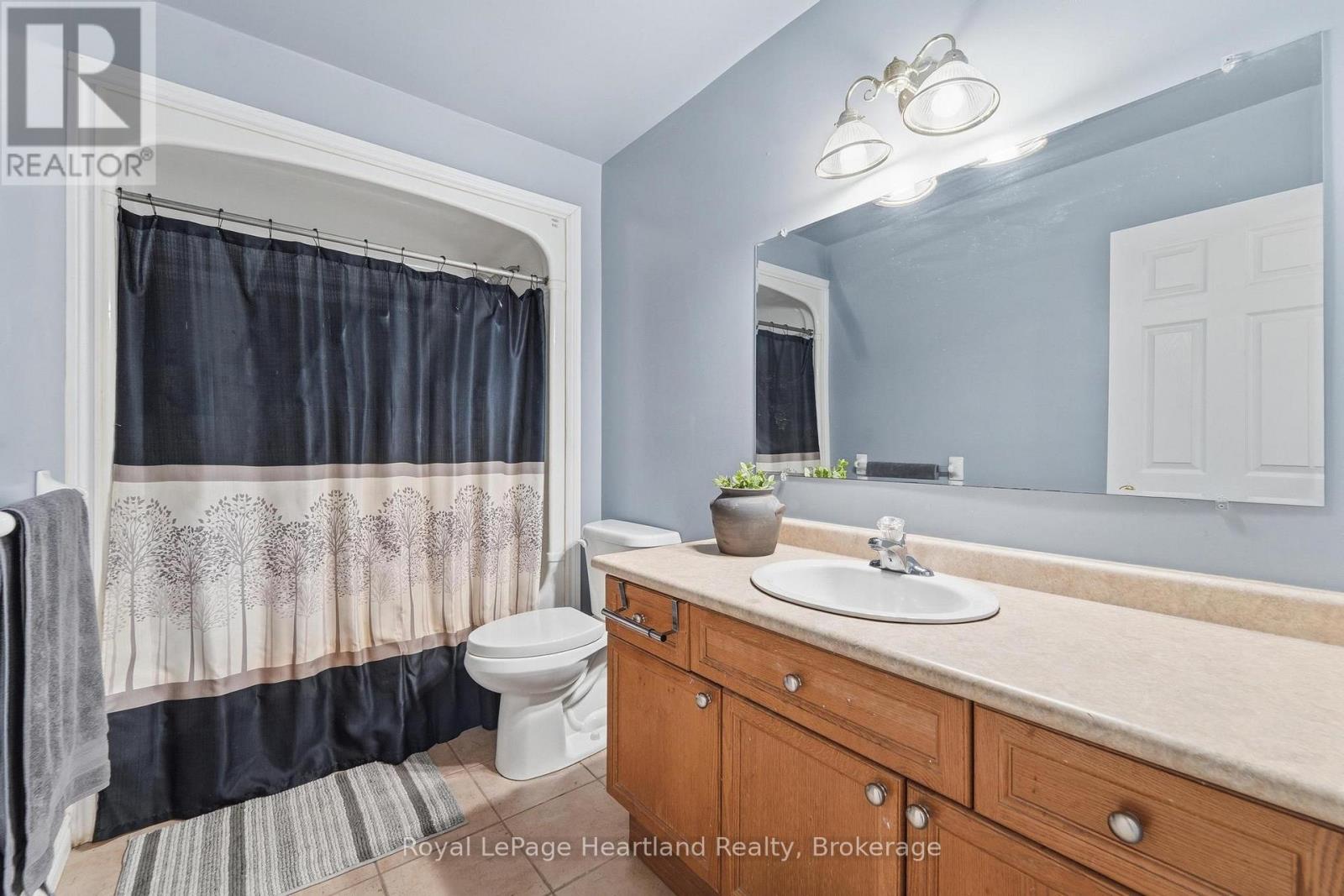 480 MOWAT STREET E - 18