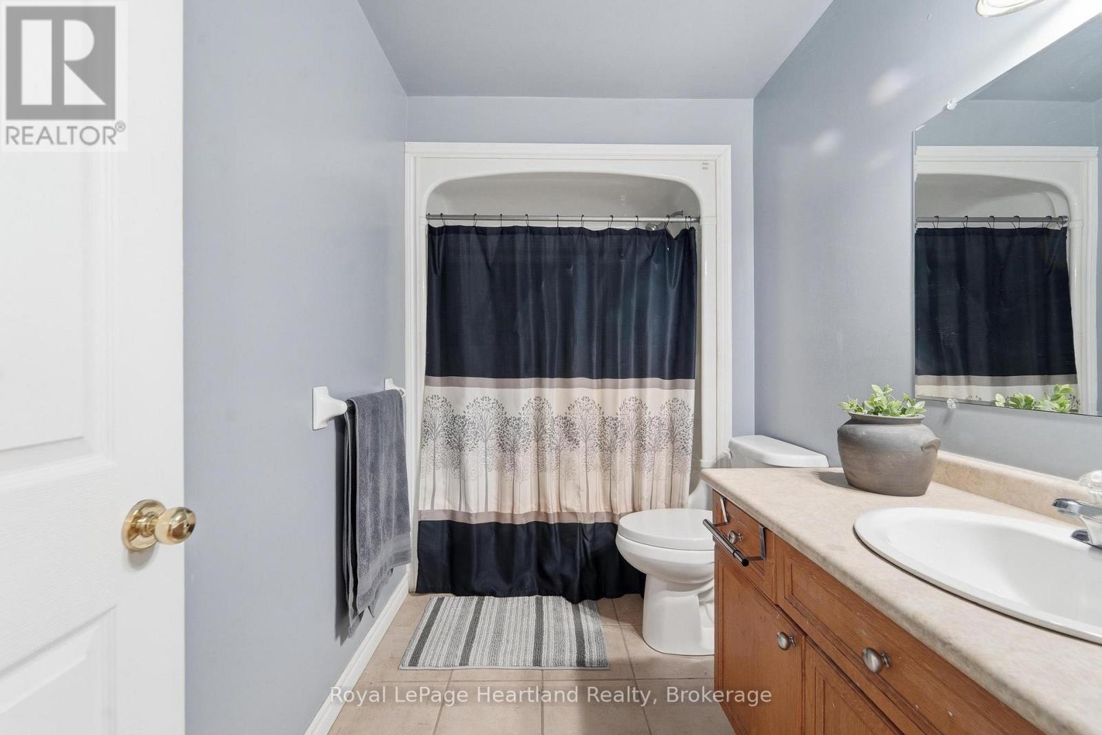 480 MOWAT STREET E - 19