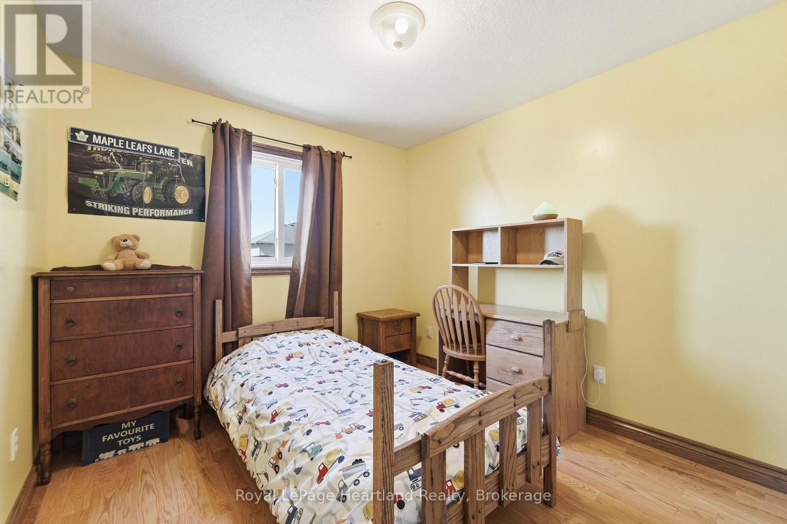 480 MOWAT STREET E - 20