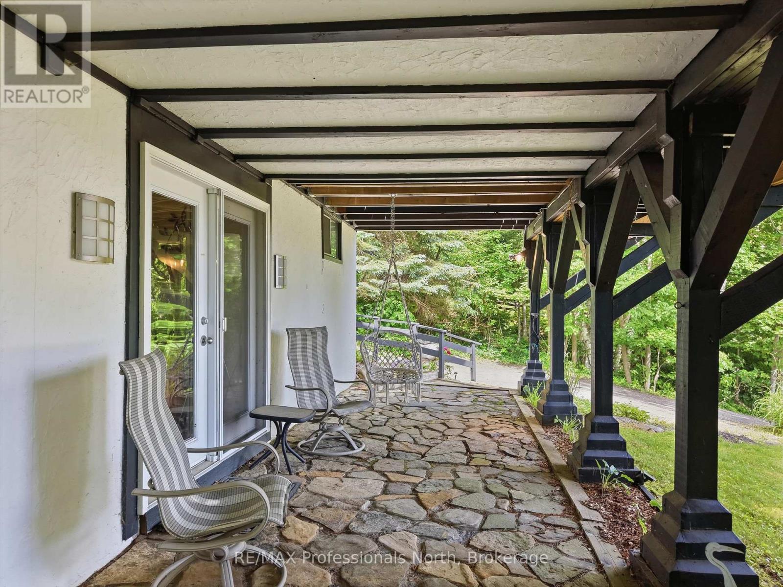 1760 VALLEY ROAD - 31