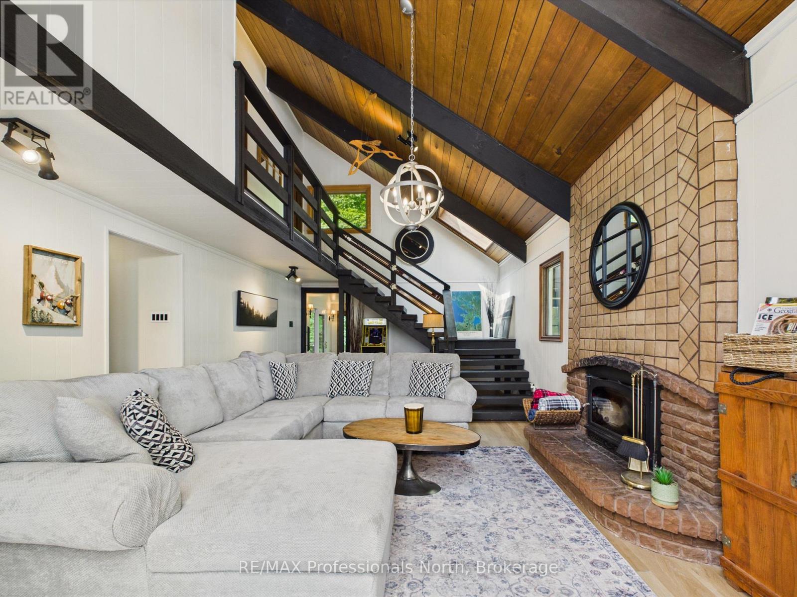 1760 VALLEY ROAD - 7
