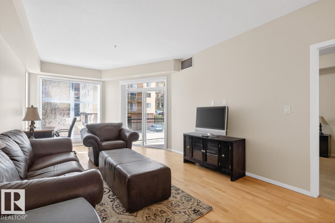 #614 10503 98 AV NW - 15