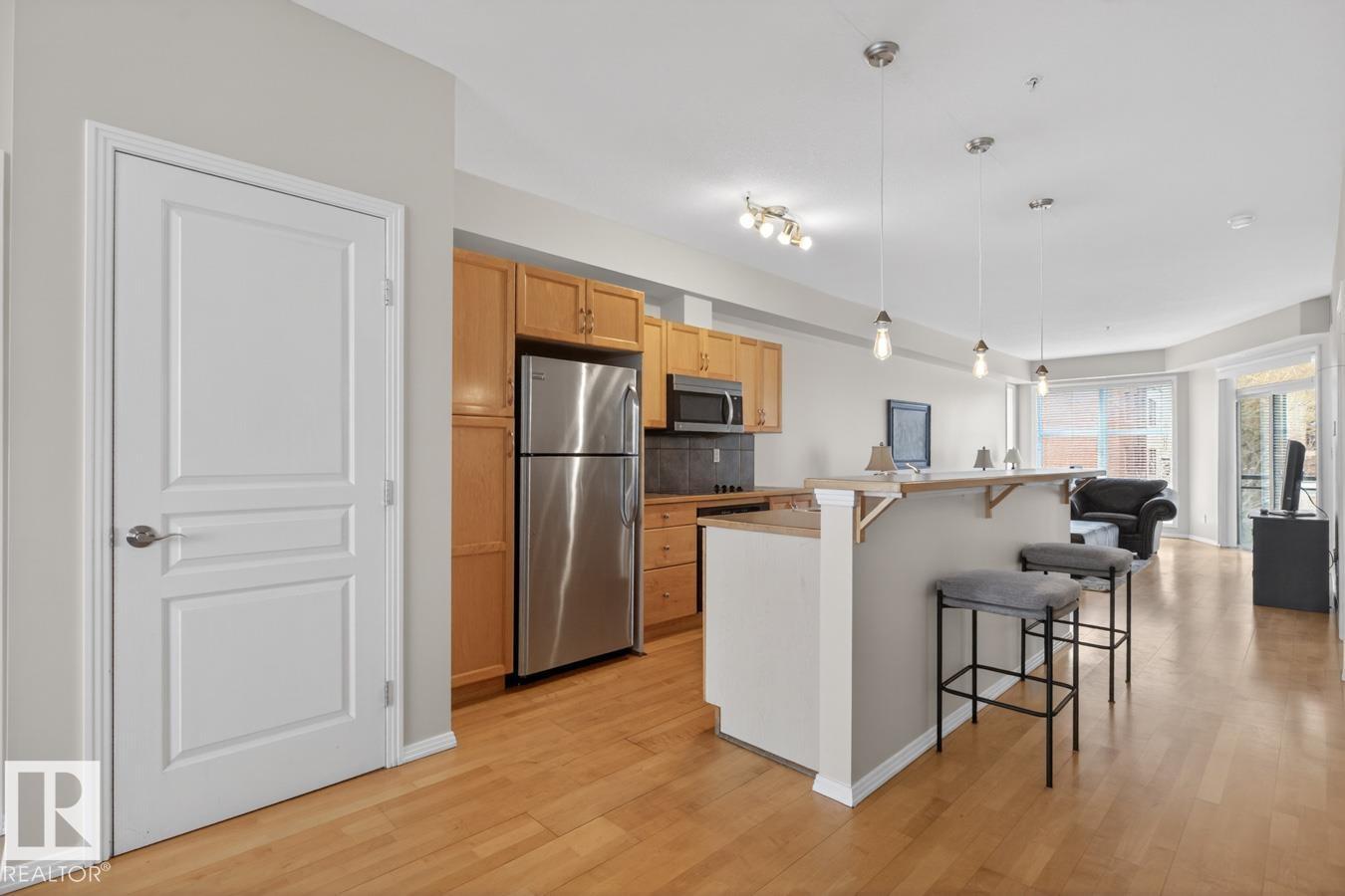 #614 10503 98 AV NW - 8