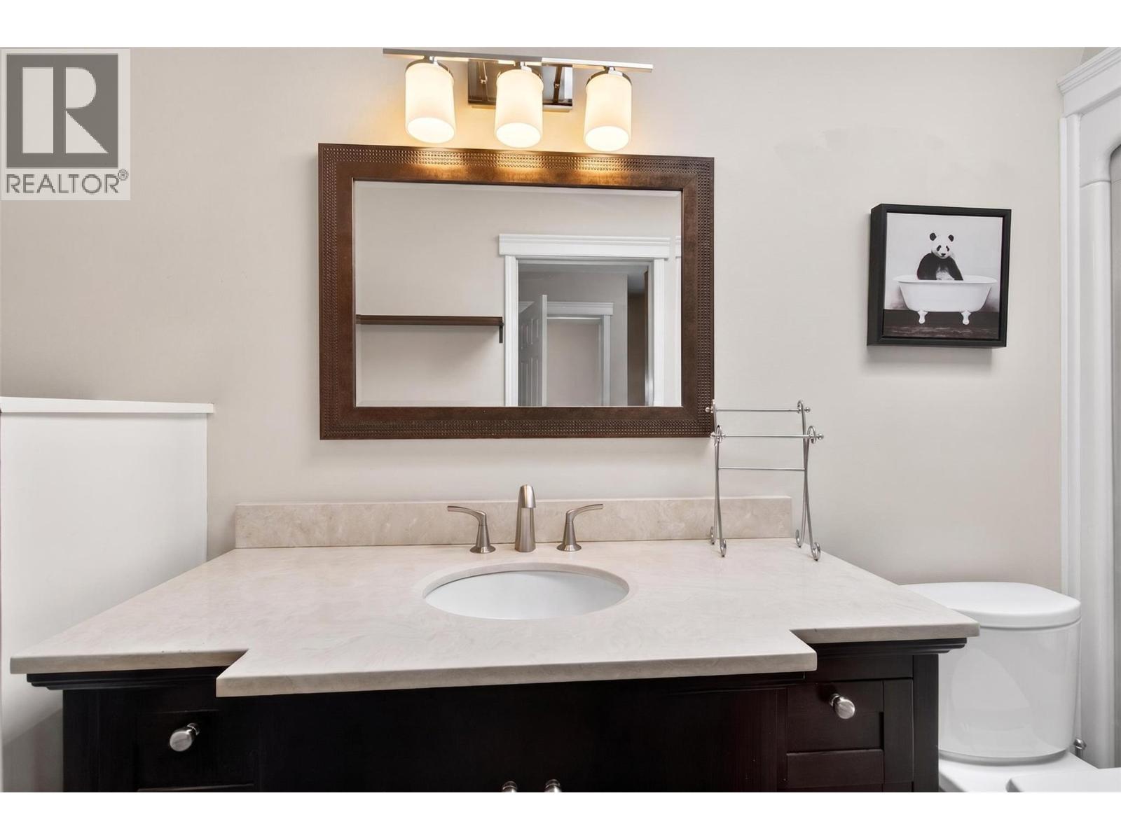 3714 Bastionview Road - 27