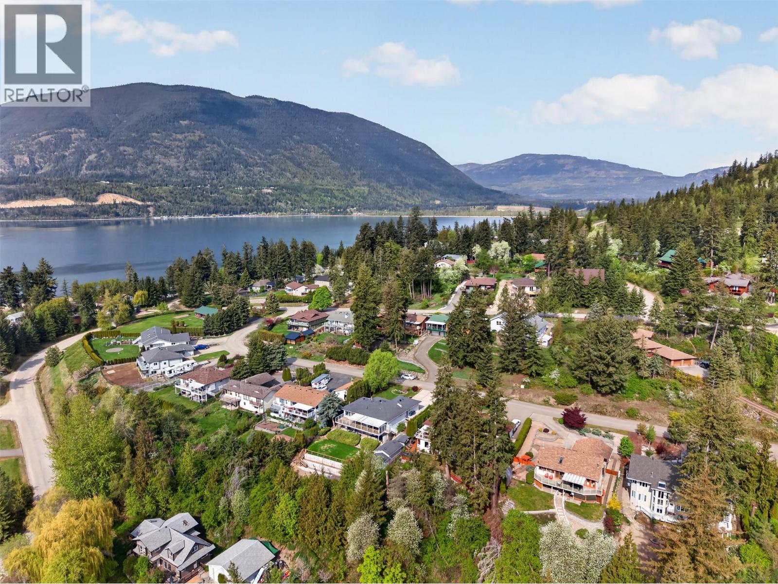 3714 Bastionview Road - 54