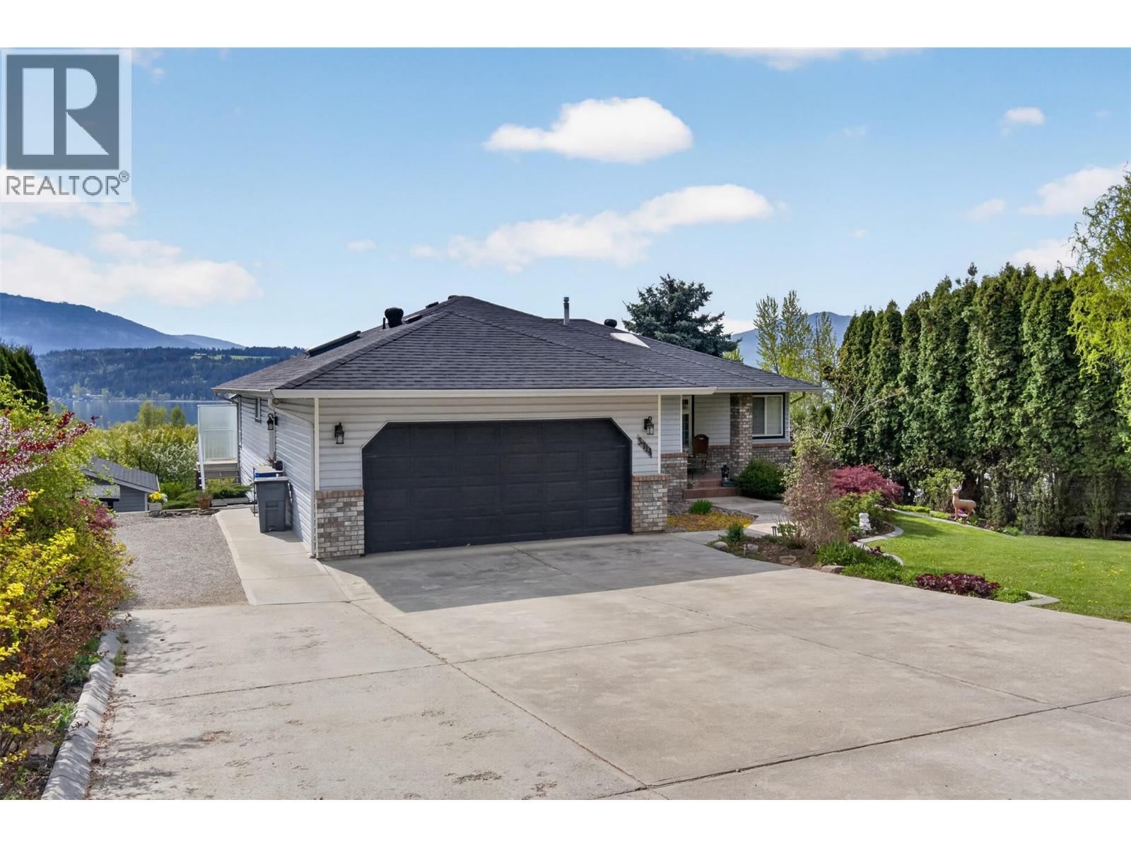 3714 Bastionview Road - 82