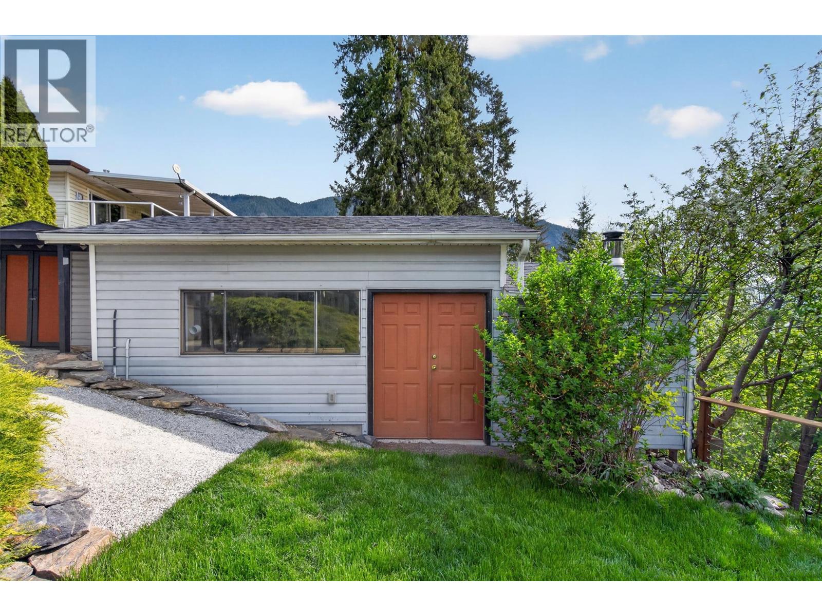 3714 Bastionview Road - 68