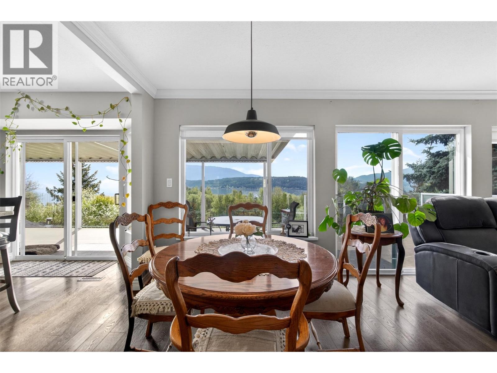 3714 Bastionview Road - 23
