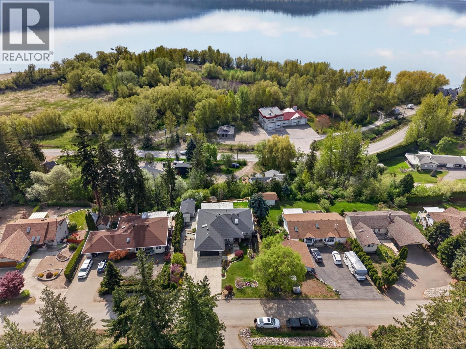 3714 Bastionview Road - 57