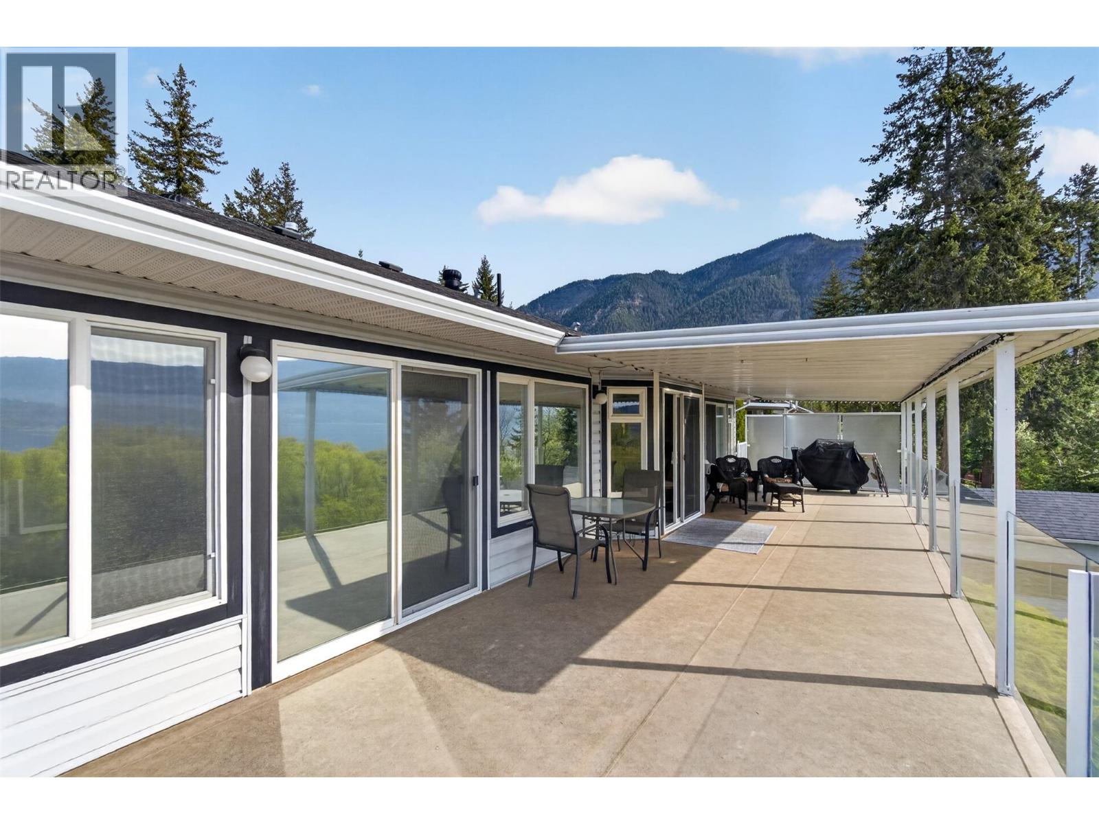 3714 Bastionview Road - 65