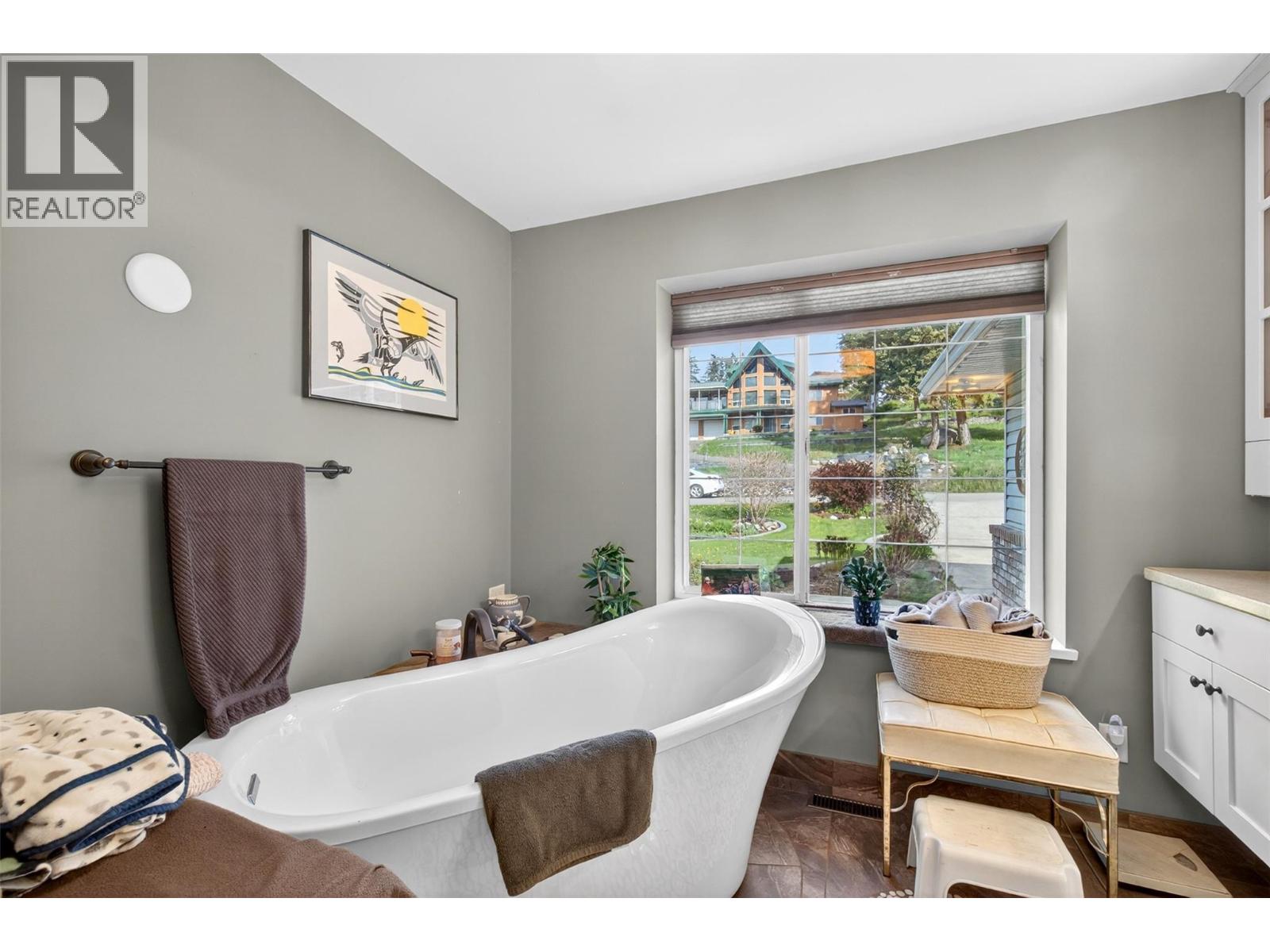 3714 Bastionview Road - 31