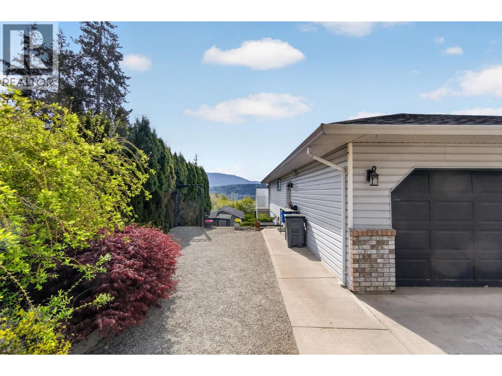 3714 Bastionview Road - 88