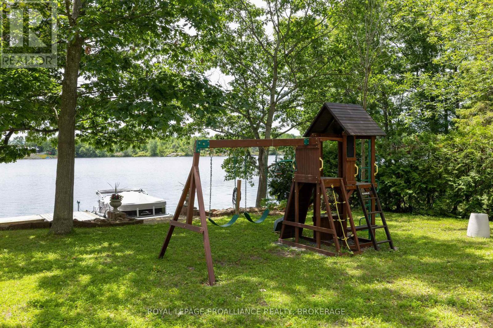 3842 HIDEAWAY LANE - 35