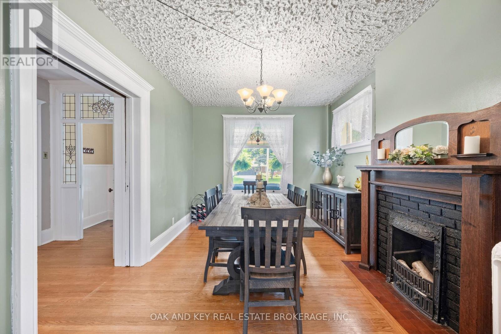 183 SHACKLETON STREET - 13