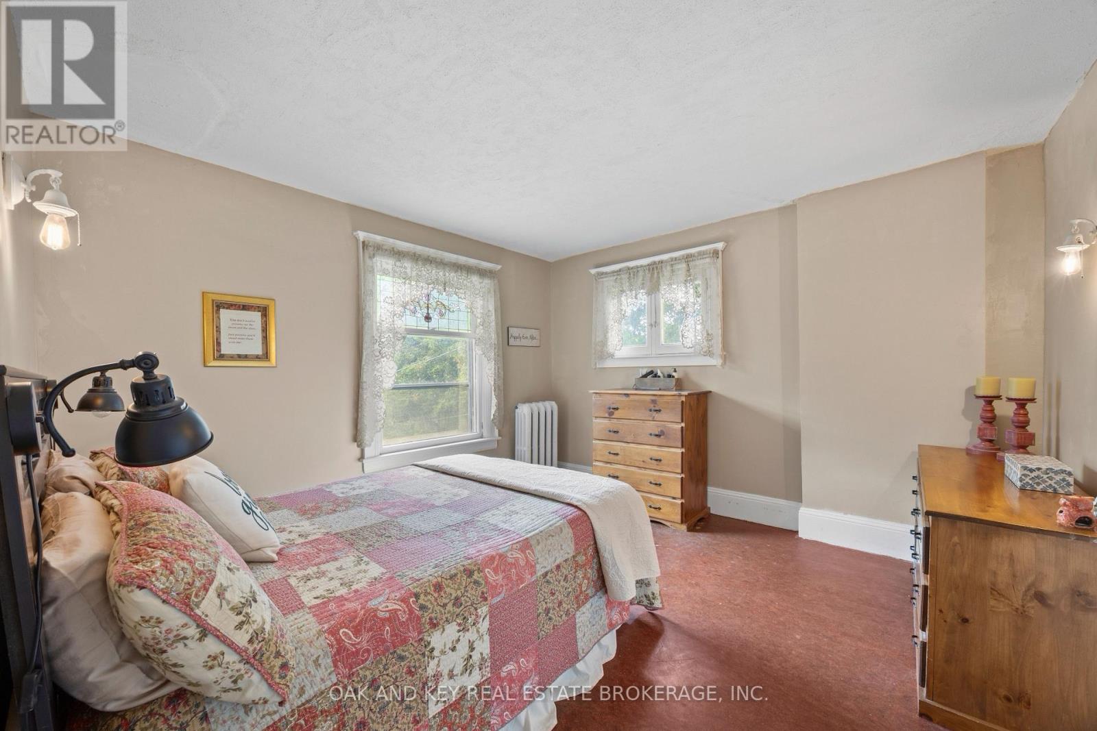 183 SHACKLETON STREET - 31