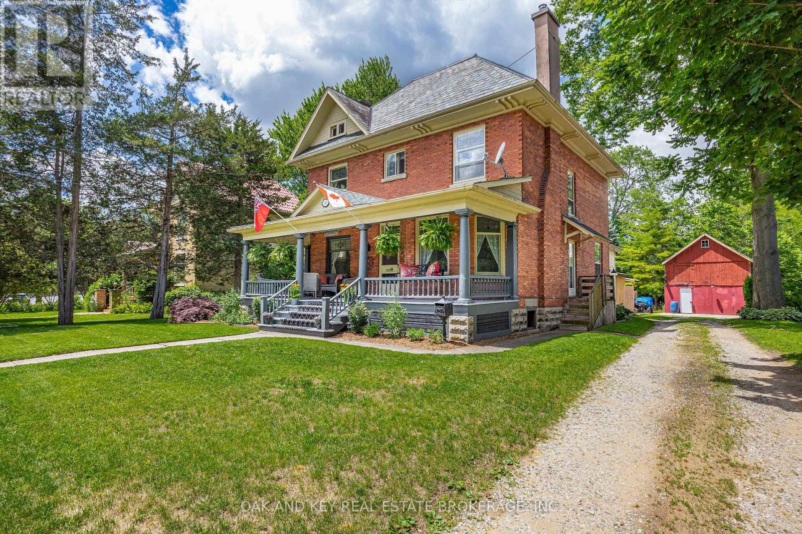 183 SHACKLETON STREET - 4