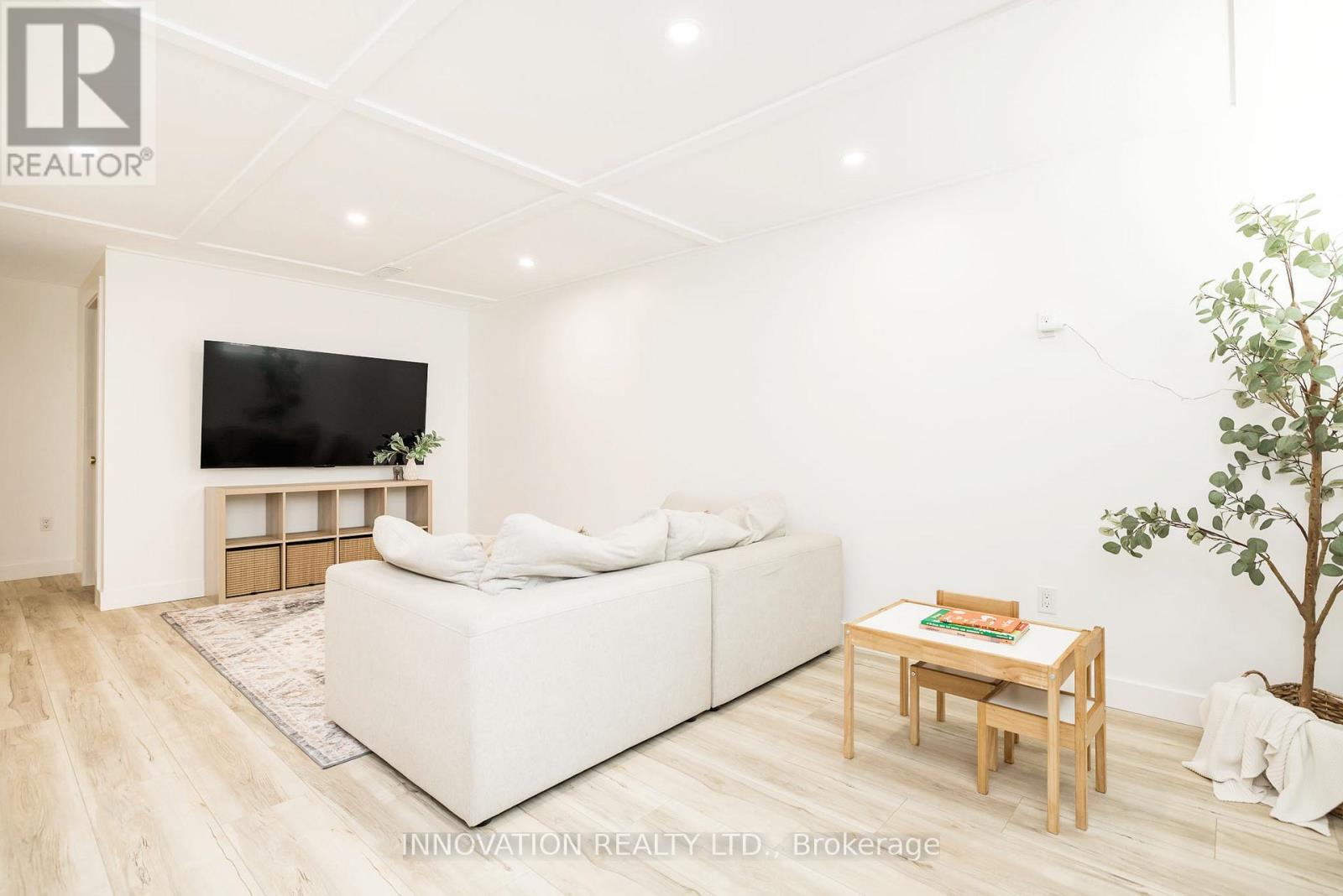 227 CALAVERAS AVENUE - 37