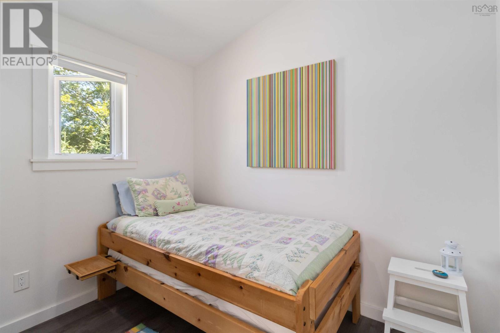 10 Silver Rock Road - 10