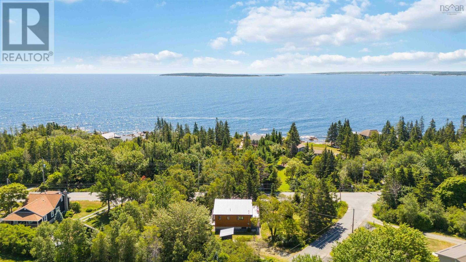 10 Silver Rock Road - 1