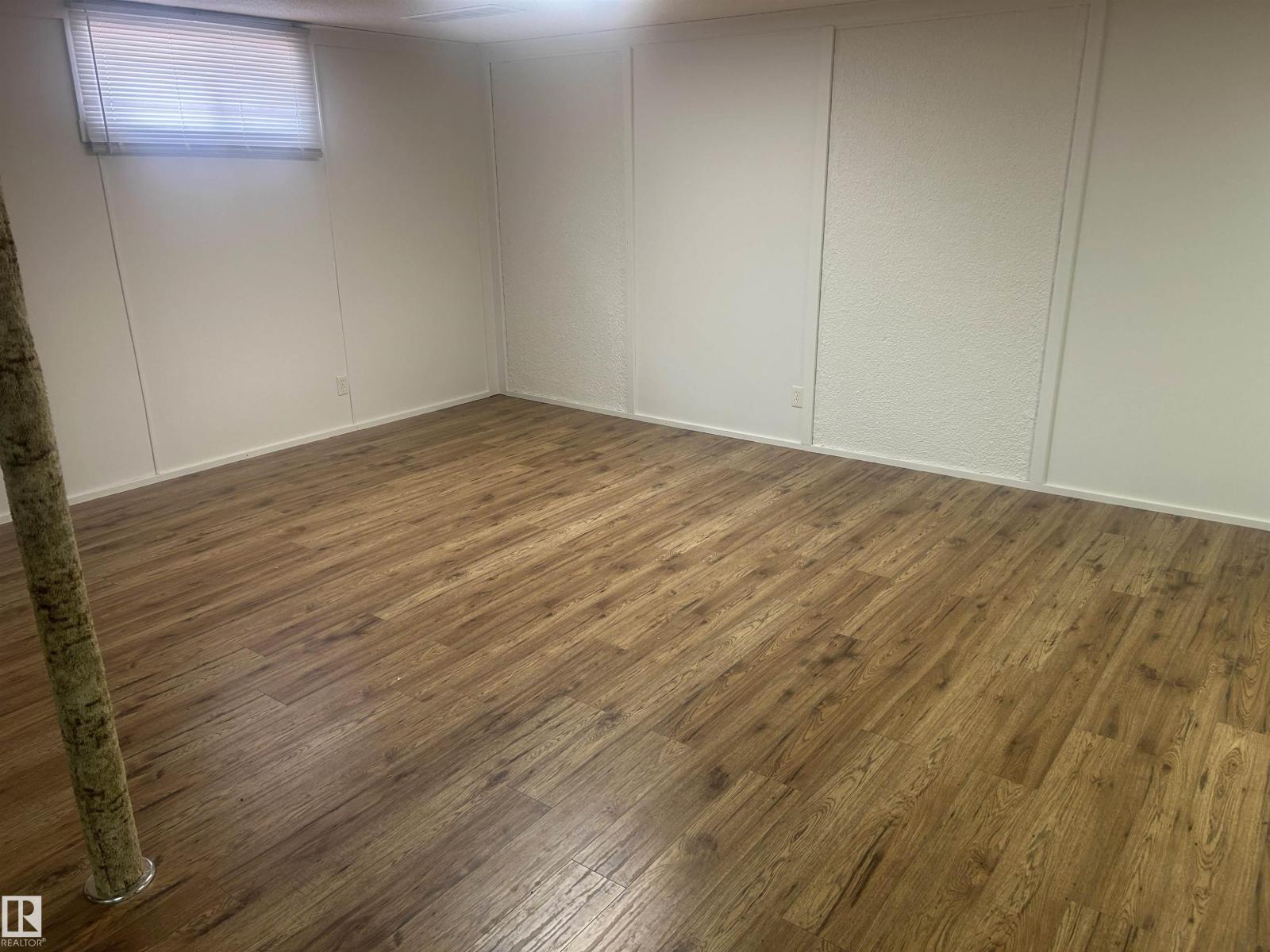 14911 77 ST NW - 24