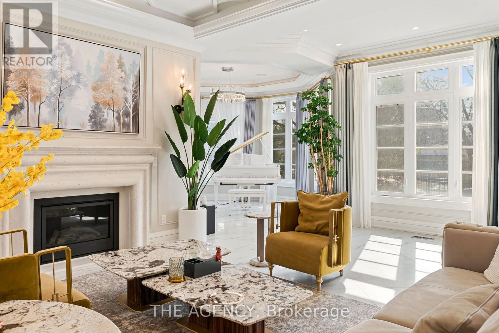 18 SUNCREST DRIVE - 16