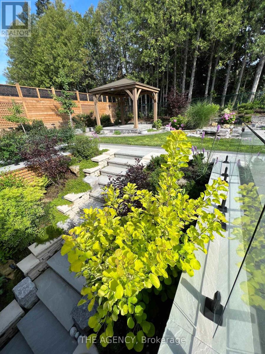 18 SUNCREST DRIVE - 38