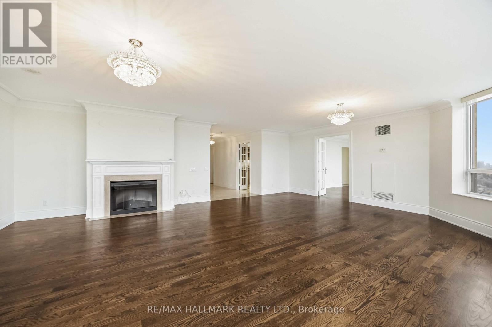 #1821 80 HARRISON GARDEN BOULEVARD - 11