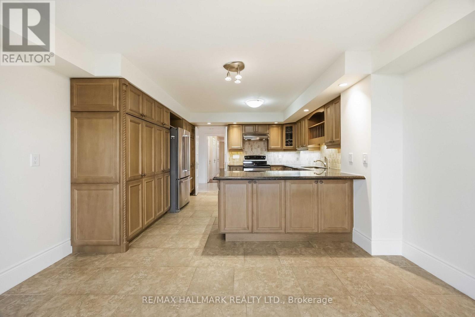 #1821 80 HARRISON GARDEN BOULEVARD - 14