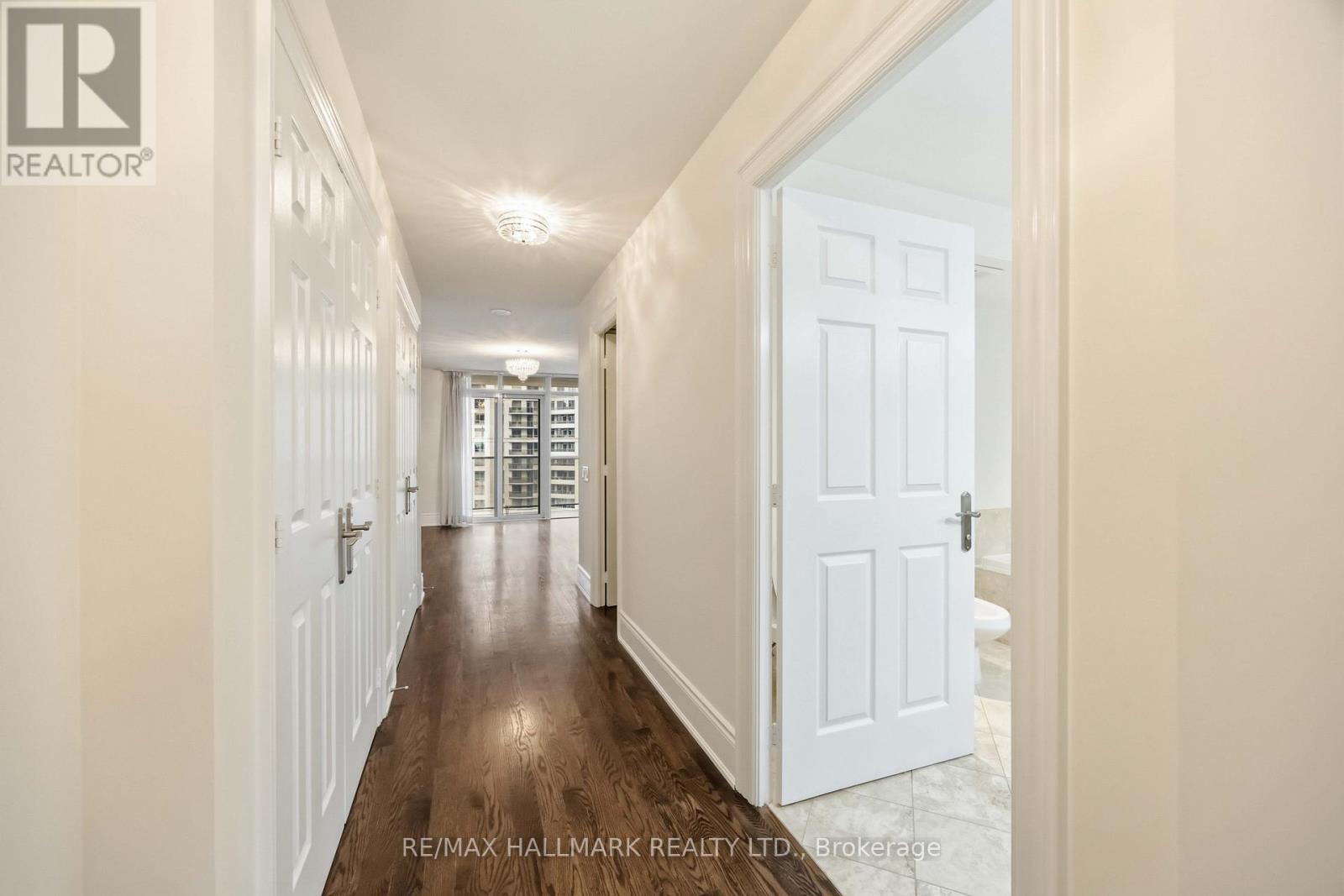#1821 80 HARRISON GARDEN BOULEVARD - 25