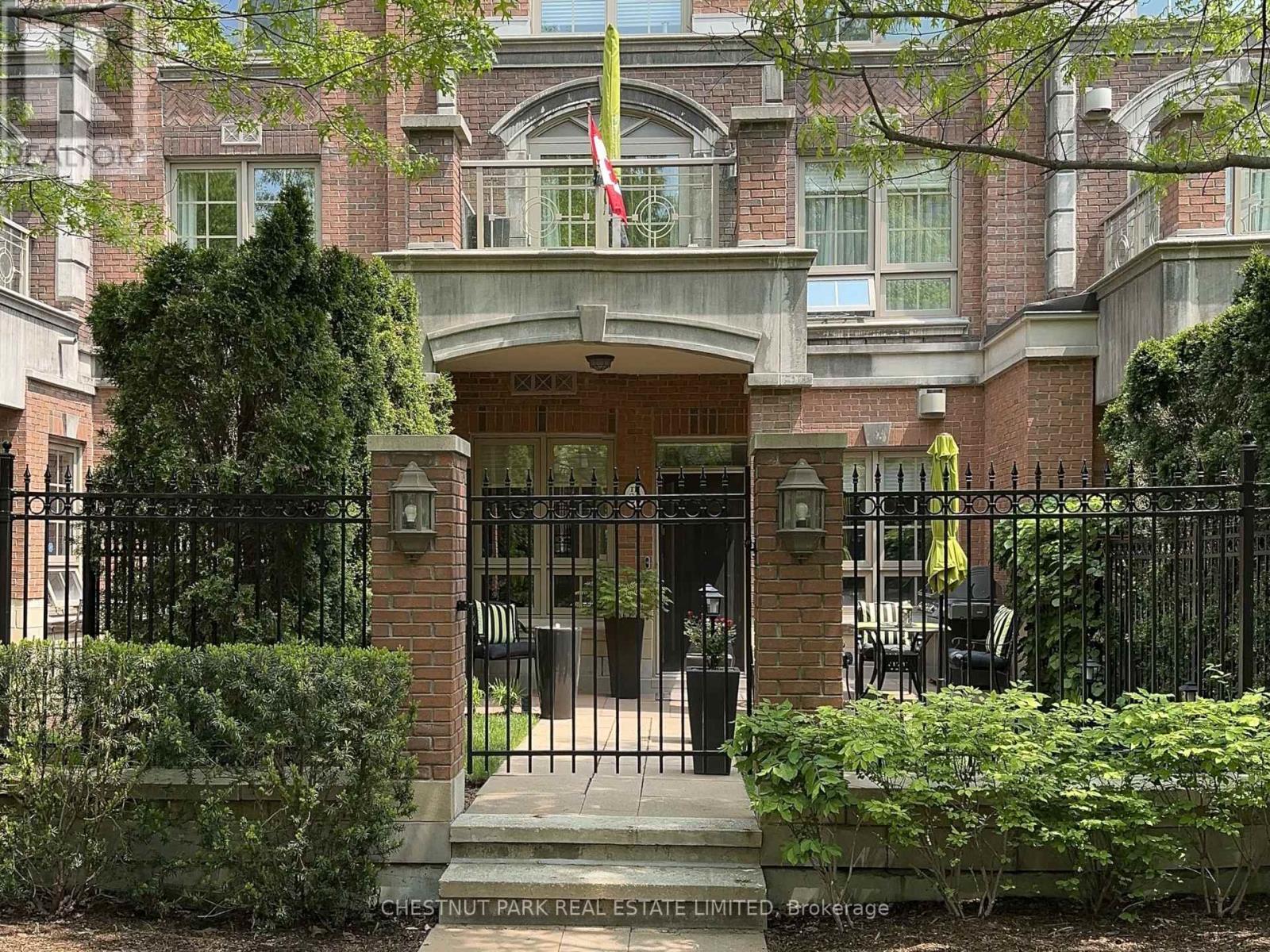 #TH20 21 BURKEBROOK PLACE - 1