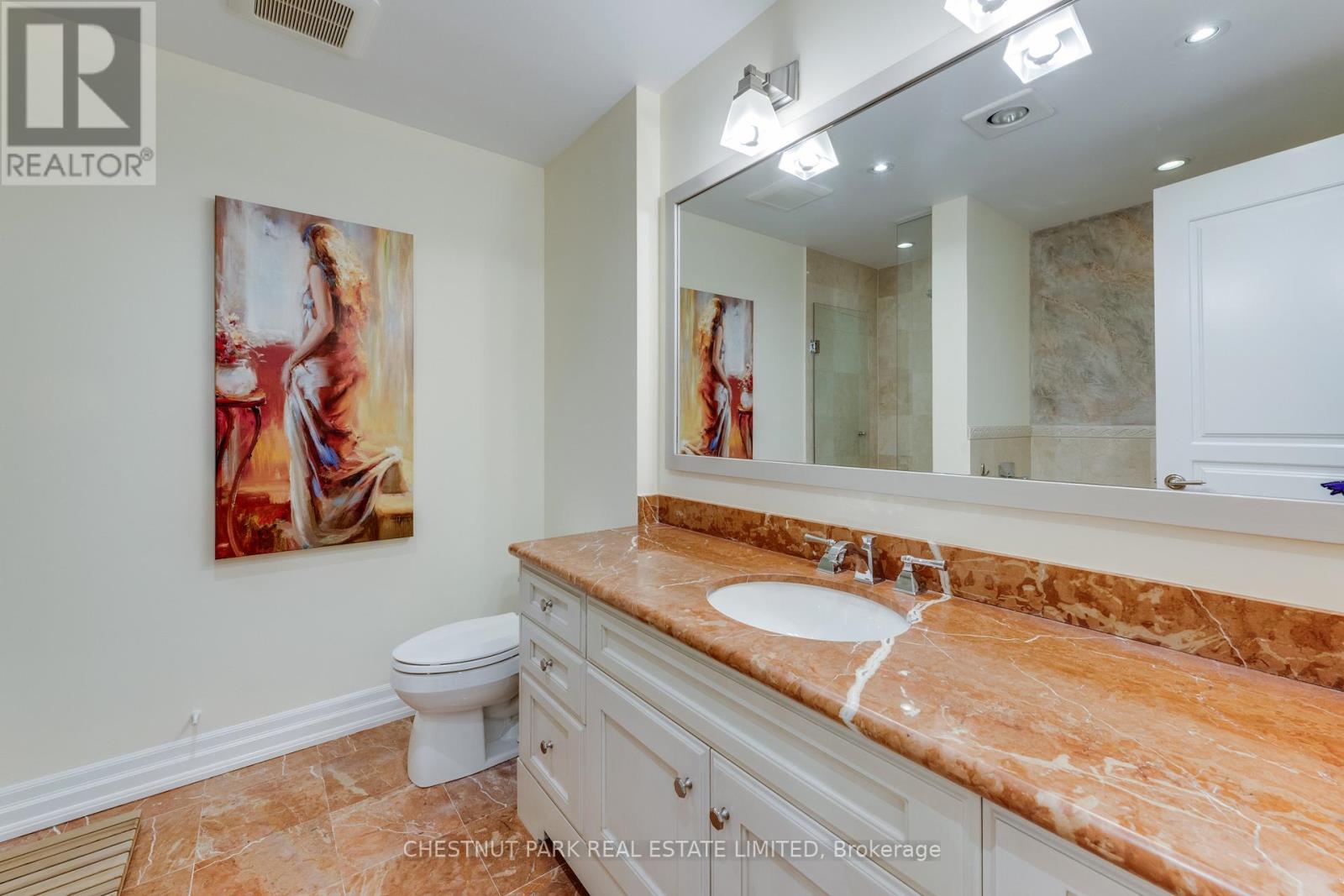 #TH20 21 BURKEBROOK PLACE - 15