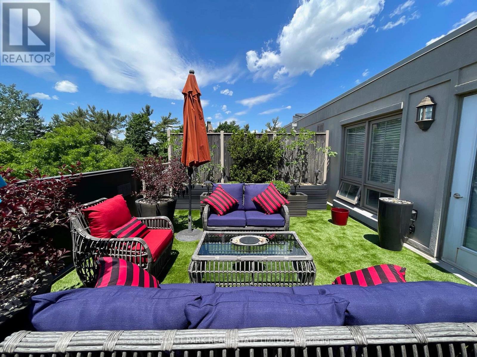 #TH20 21 BURKEBROOK PLACE - 28
