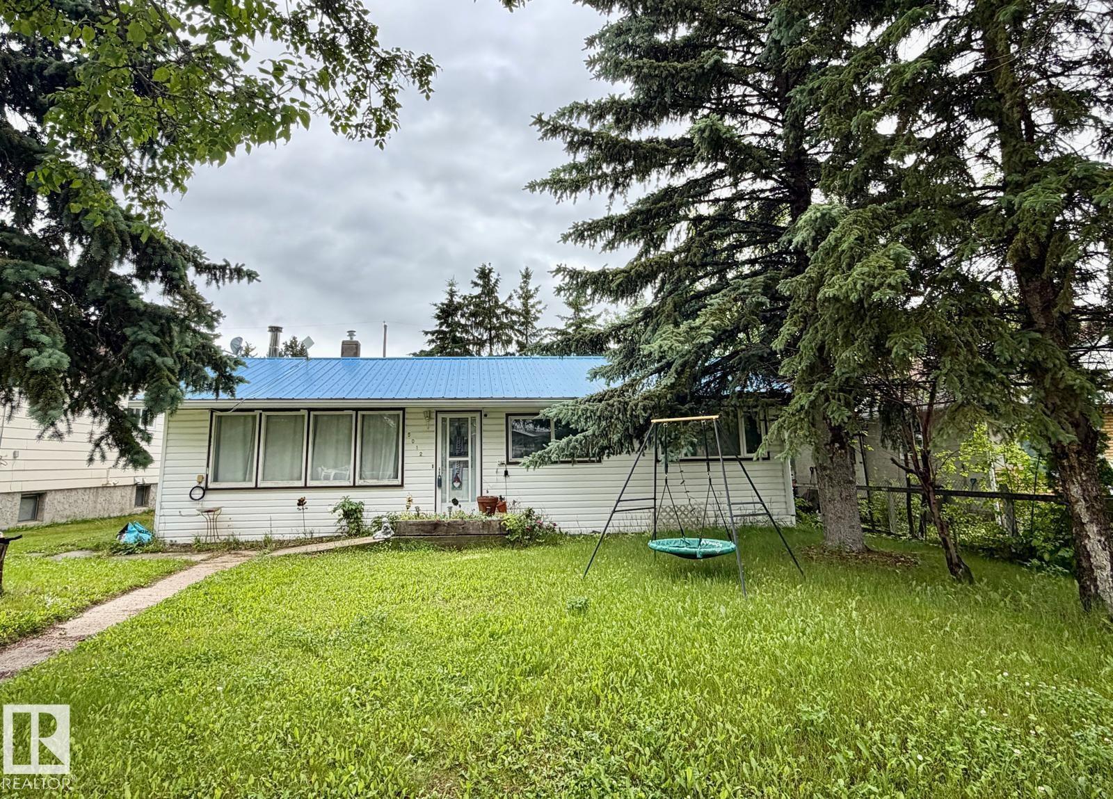 5012 48 Street - 1