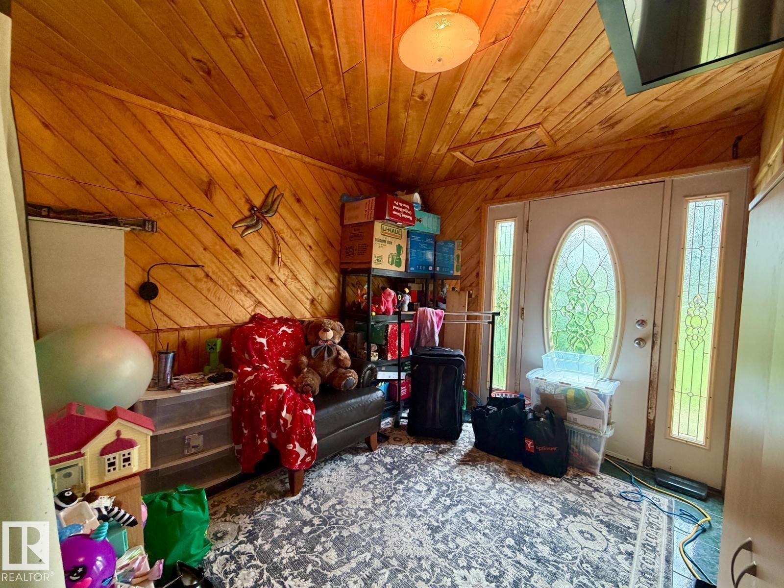 5012 48 Street - 22
