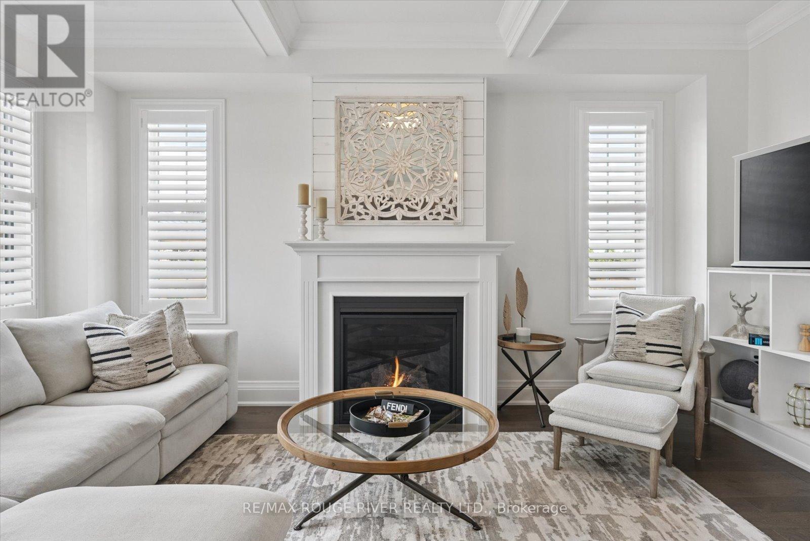 3 BURNHAM COURT - 10