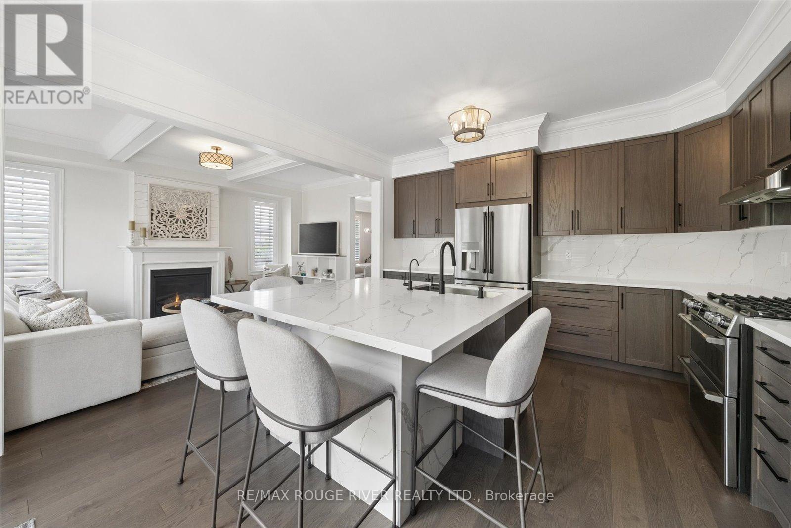 3 BURNHAM COURT - 13