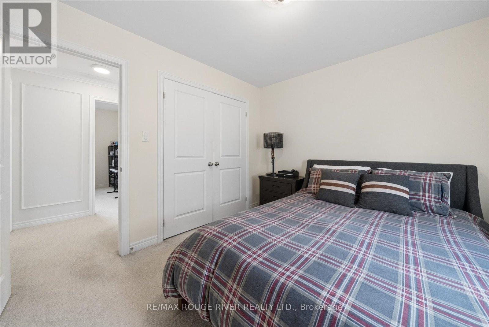 3 BURNHAM COURT - 30