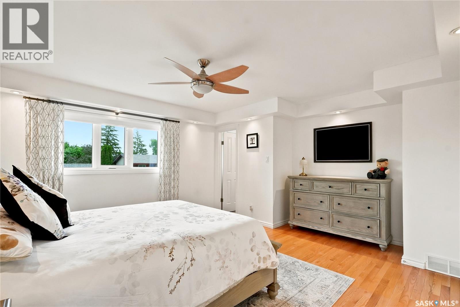 306 Nokomis PLACE — photo 38