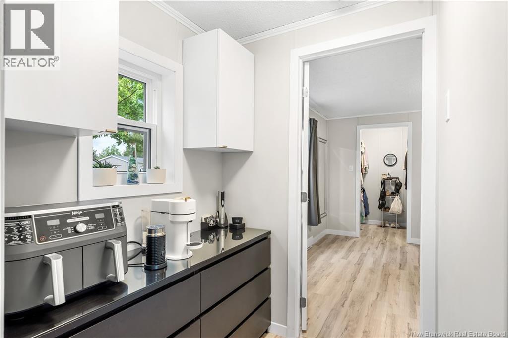 8 Sparrow Street - Image 20