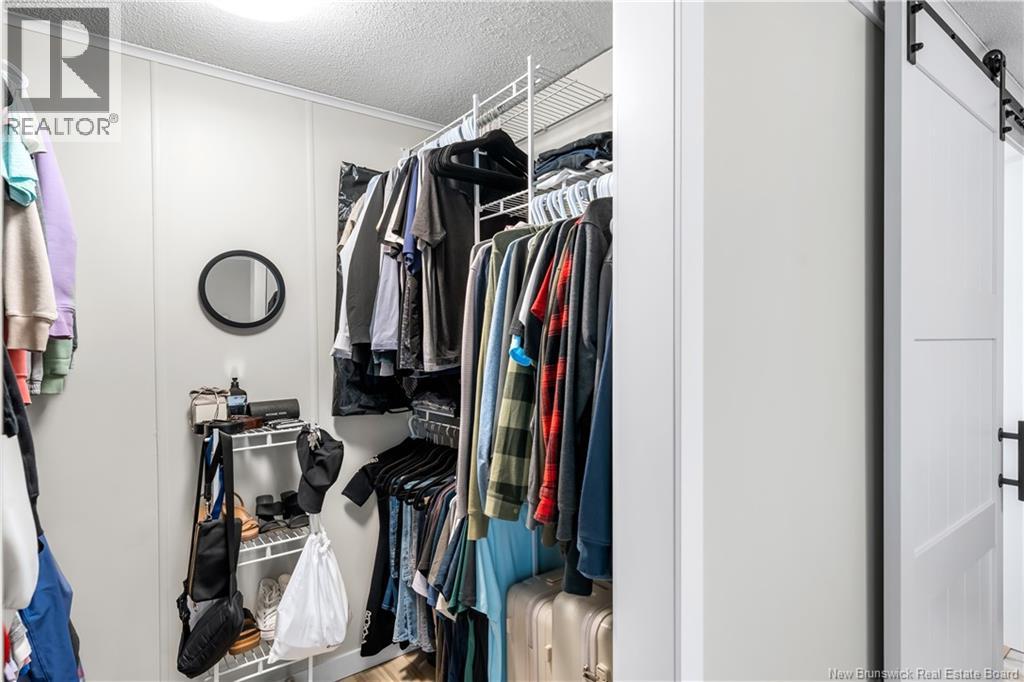 8 Sparrow Street - 23