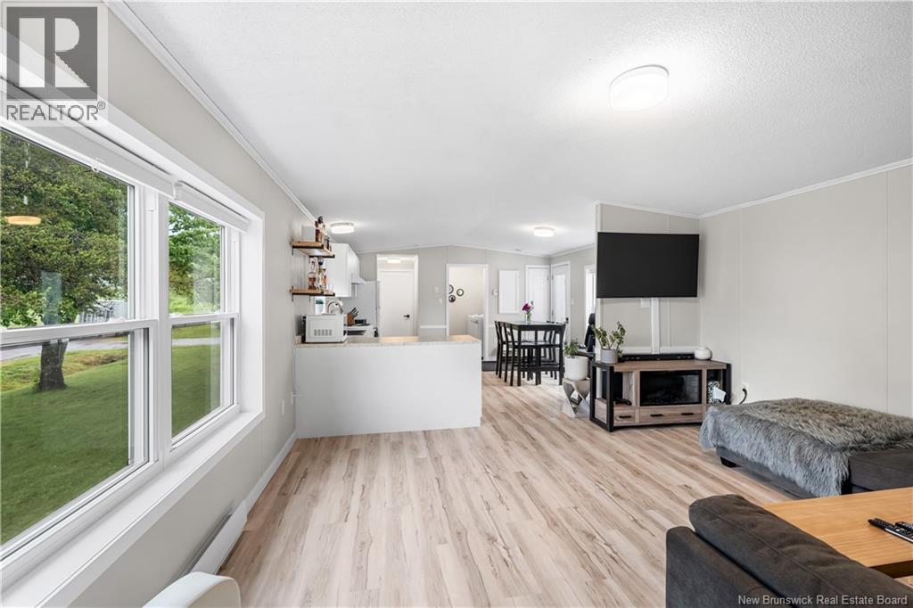 8 Sparrow Street - Image 4